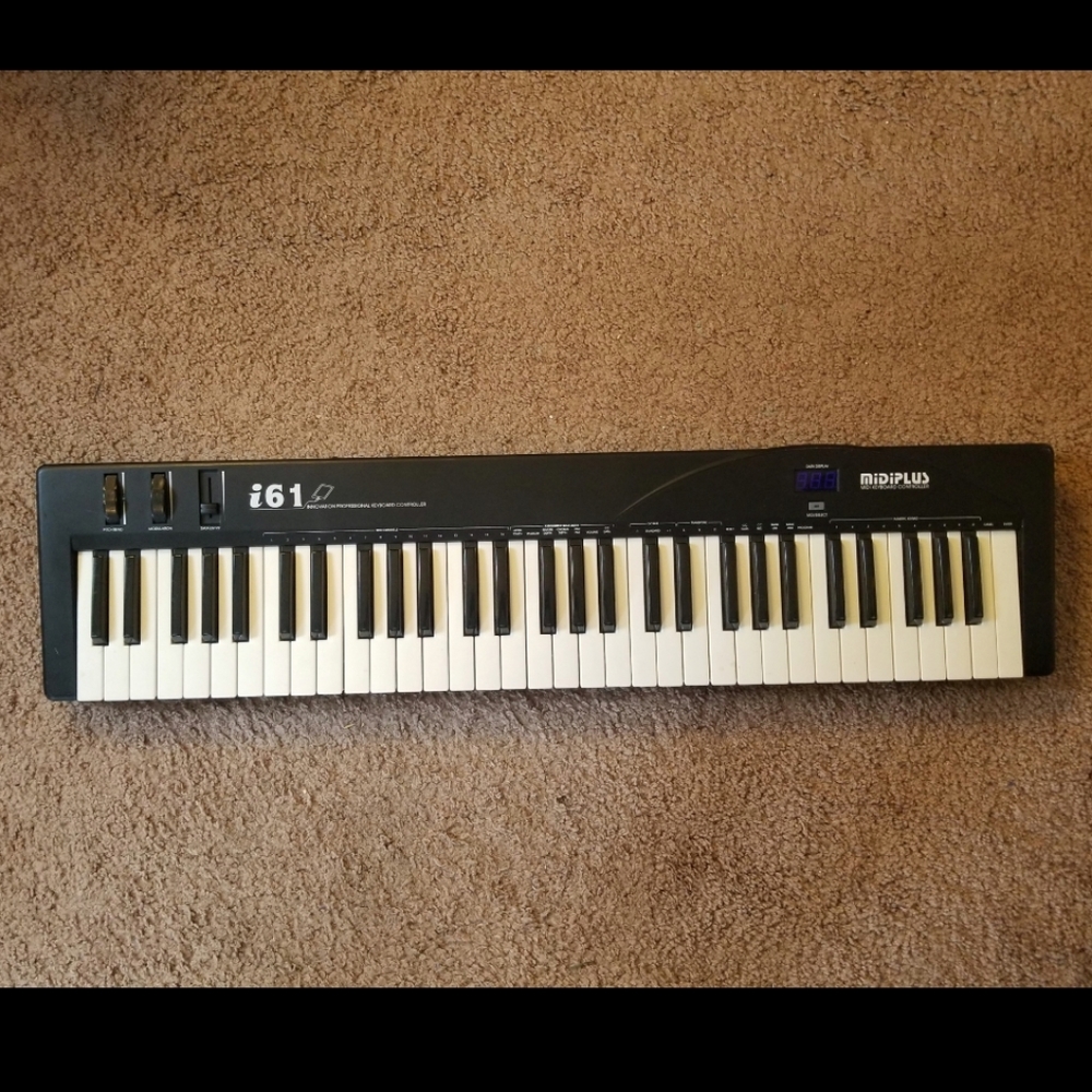 i61 61-Key MIDIplus Keyboard Midi Controller